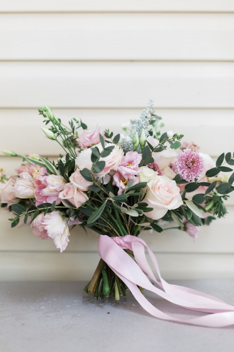  Unstructured, blush bouquet}