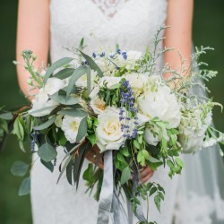 Love Always Photo, white, lavender unstructured bouquet, Honsberger Estate Winery