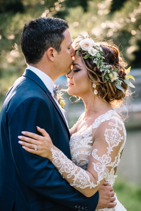 Jesse James Photography, Bridal floral crown, Private Residence, Niagara-on-the-Lake