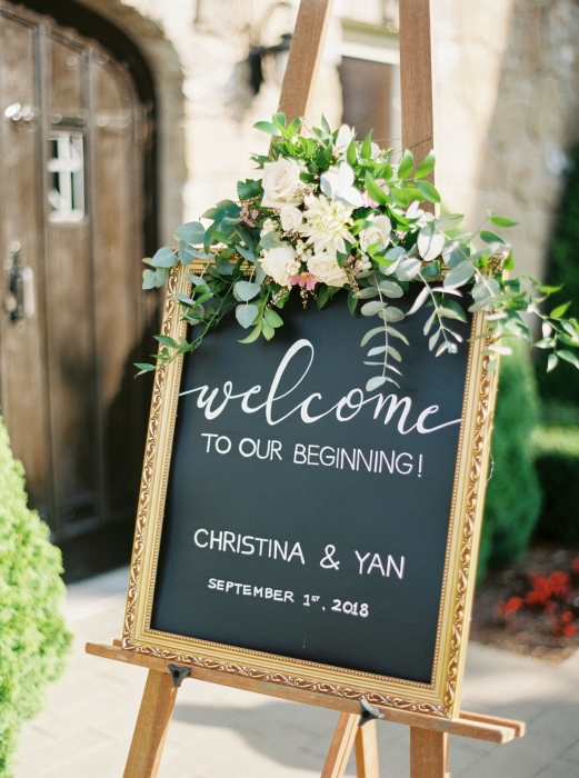 Photos by Caileigh, Welcome sign at Vineland Estates Winery, Vineland, Ontario